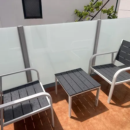 Lägenhet Gori House *